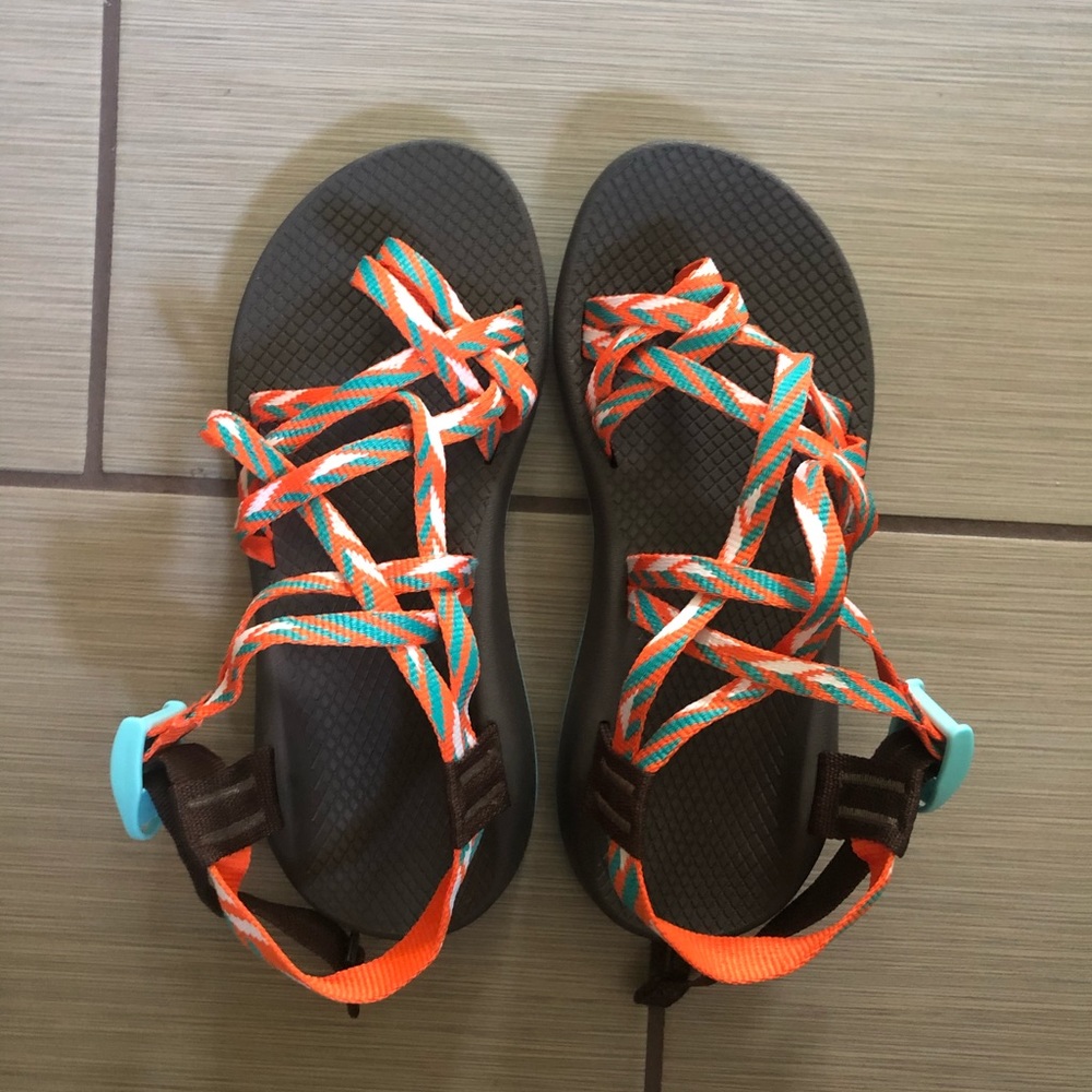 New Women’s Chaco Sandals Size 8 Orange & Green